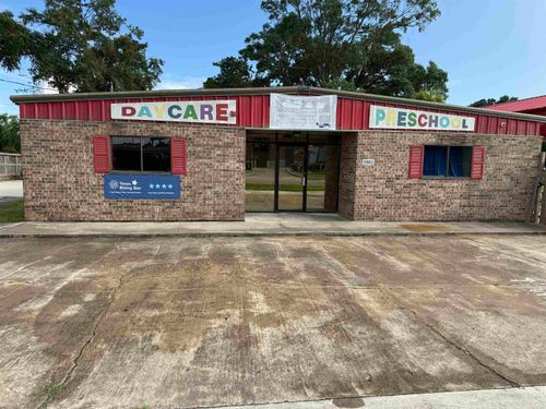 5965 Rosedale Dr, Beaumont, TX, 77706-6521 | Card Image