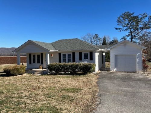 104 Green Tree St, Cowan, TN, 37318-3361 | Card Image