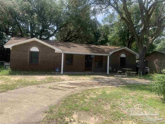 Vestavia Ln, Pensacola, FL 32526