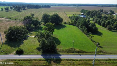 987 N Sandhill Rd, Lena, MS, 39094-9321 | Card Image