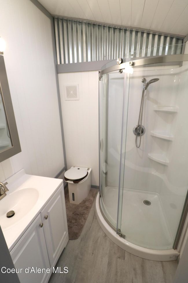 25 Pine Leaf Rd, House other with 1 bedrooms, 1 bathrooms and null parking in Laclede ID | Image 16