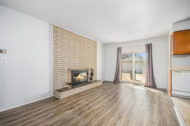 37653 Badger Dr, House other with 3 bedrooms, 2 bathrooms and null parking in Sterling Heights MI | Image 5