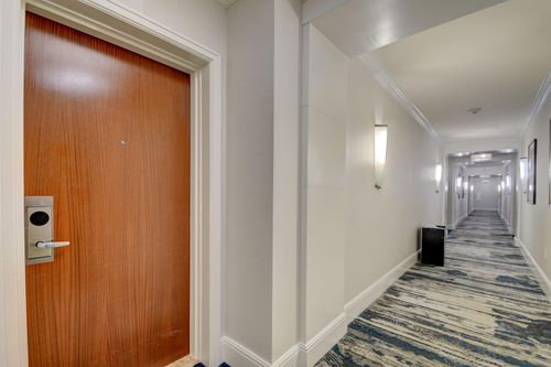 apt-518-3800 N Ocean Dr, Riviera Beach, FL, 33404-2788 | Card Image