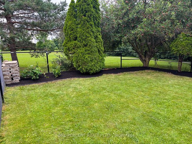 15 Sunshade Pl, House other with 3 bedrooms, 2 bathrooms and 4 parking in Brampton ON | Image 33