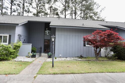 b3-2 Foxhill Ct, Foxfire Village, NC, 27281-9748 | Card Image