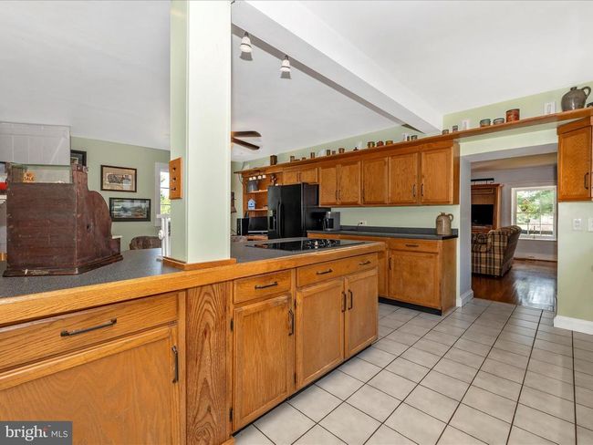 9314 Pear Ln, House other with 4 bedrooms, 3 bathrooms and null parking in FREDERICK MD | Image 19
