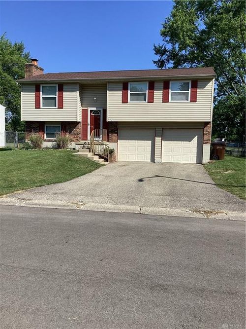 150 Lexington Farm Rd, Englewood, OH, 45322-3408 | Card Image
