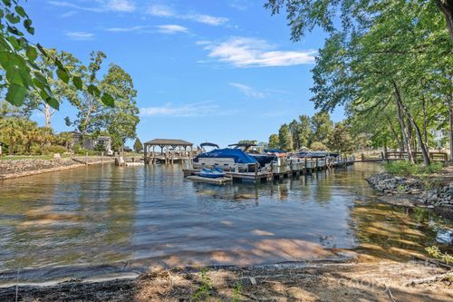 19002 Lakehouse Pointe Dr, Cornelius, NC, 28031-8878 | Card Image