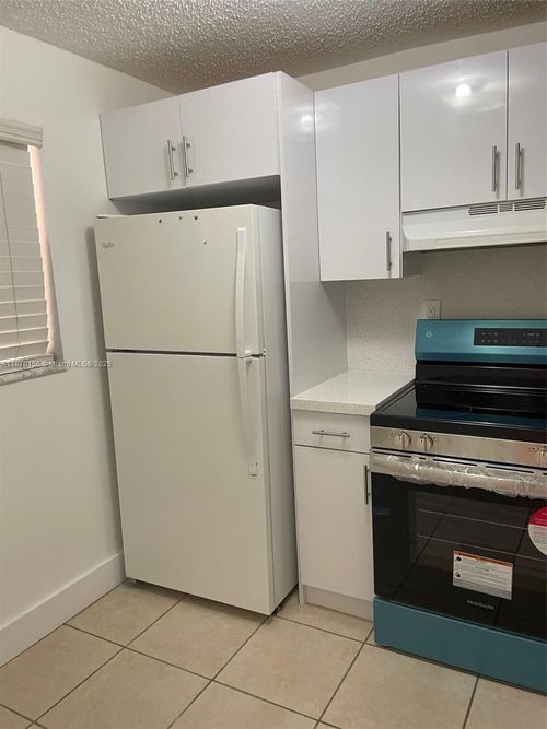 b-11307 Sw 200th St, Miami, FL, 33157-8298 | Card Image