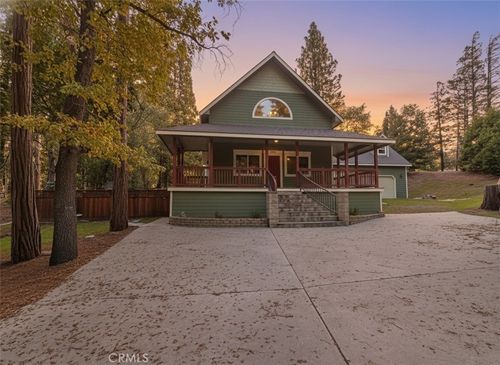 1400 Pinecone Ct, Wofford Heights, CA, 93285-9681 | Card Image