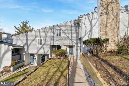 312 Belpaire Ct, NEWTOWN SQUARE, PA, 19073-2128 | Card Image