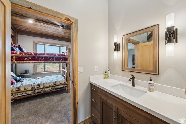 bathroom connected to bedroom 1 | Image 23