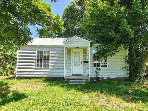 619 E Cherrie St, Tahlequah, OK, 74464-3207 | Card Image