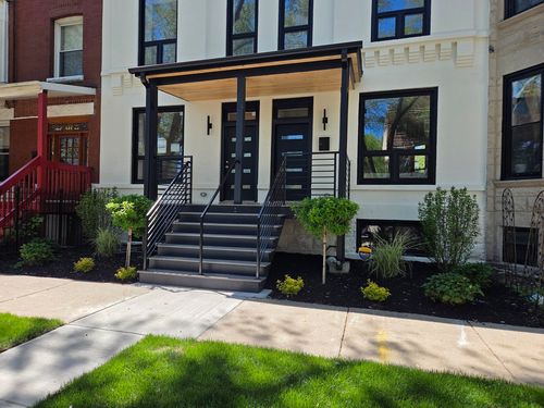 433 E 46th Pl, Chicago, IL, 60653-4103 | Card Image