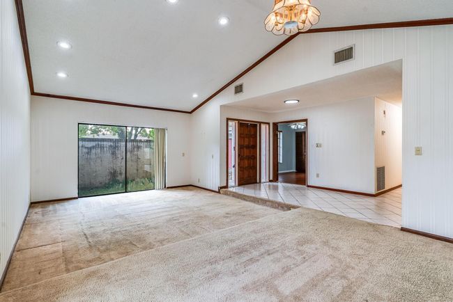 648 Nw 100 Th Ln, House other with 4 bedrooms, 2 bathrooms and null parking in CORAL SPRINGS FL | Image 6