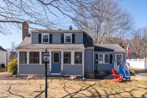 32 Bassett Ln, Madison, CT, 06443-2841 | Card Image