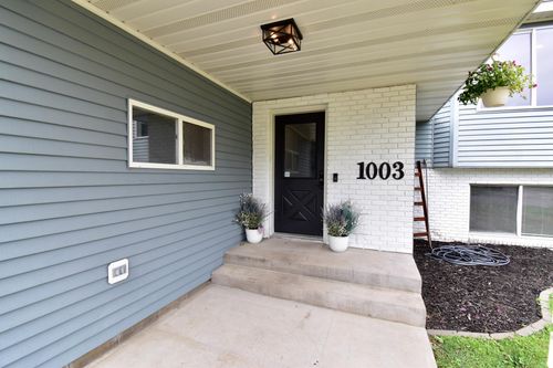 1003 2nd St S, Cold Spring, MN, 56320-2145 | Card Image