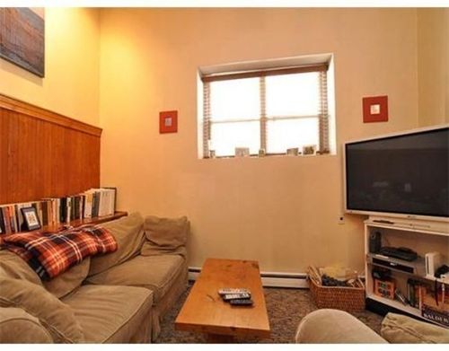 apt-1-33 Charter St, Boston, MA, 02113-1371 | Card Image
