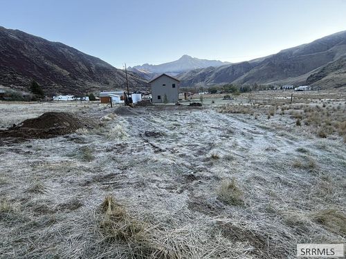 Lot 16 Willowtree Dr, Salmon, ID, 83467 | Card Image