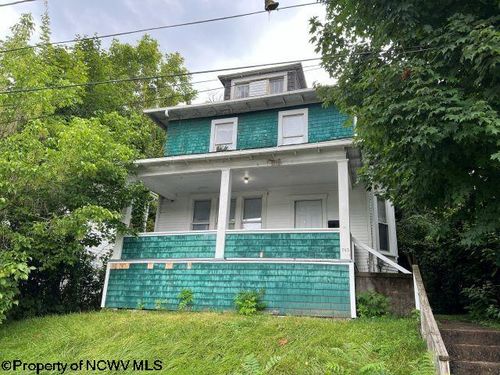 743 Wells Street, Morgantown, WV, 26505 | Card Image