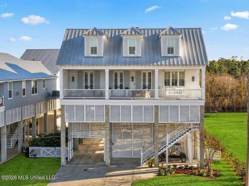 1532 N Beach Blvd, Bay Saint Louis, MS, 39520-2127 | Card Image