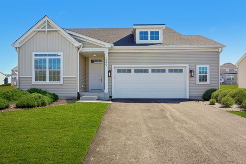 1545 N Stone Ridge Dr, Lake Geneva, WI, 53147-2859 | Card Image