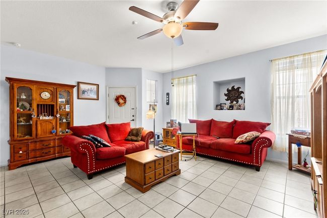 UNIT-1101 - 5855 Valley Dr, Condo with 2 bedrooms, 2 bathrooms and null parking in North Las Vegas NV | Image 11