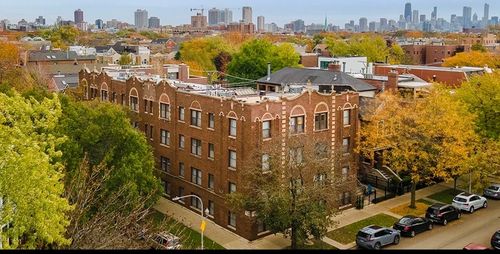 1-1251 Henderson St, Chicago, IL, 60657-1403 | Card Image