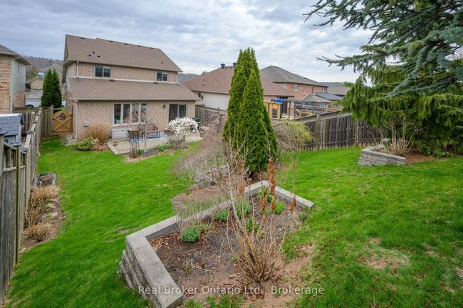 65 Plum Tree Lane, House other with 3 bedrooms, 3 bathrooms and 4 parking in Grimsby ON | Image 29