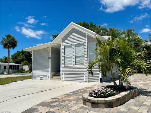 569-569 Bass Ln, Naples, FL, 34114 | Card Image