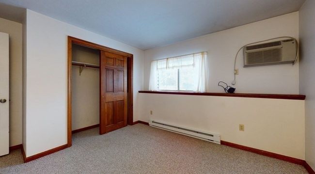 APT-4 - 17 Farrar Ave, Condo with 2 bedrooms, 1 bathrooms and 1 parking in Worcester MA | Image 9