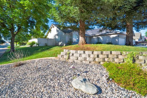 1397 Empress Lane, Redding, CA, 96002 | Card Image