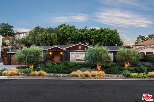 3823 Lorado Way, Los Angeles, CA, 90043 | Card Image