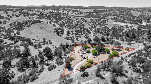 8472 O Donovan Rd, Creston, CA, 93432-9620 | Card Image