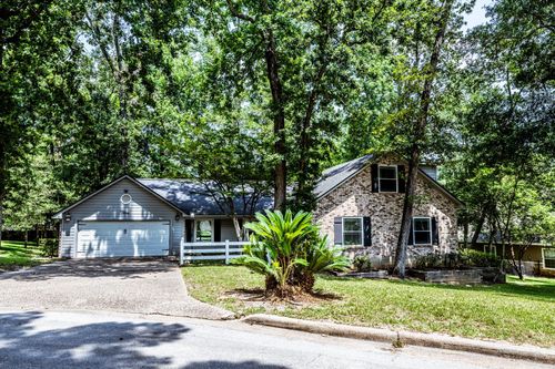1006 Amesbury Ct, Huntsville, TX, 77340 | Card Image