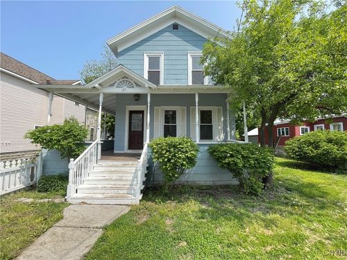 125 Flower Ave E, Watertown, NY, 13601-4019 | Card Image