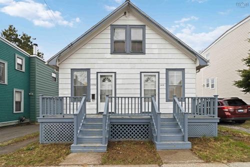 2036 Kline St, Halifax, NS, B3L2X3 | Card Image