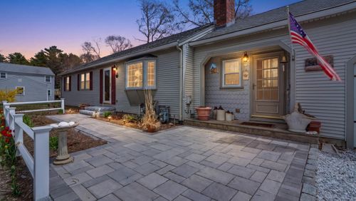 53 Hadrada Ln, Centerville, MA, 02632-2028 | Card Image