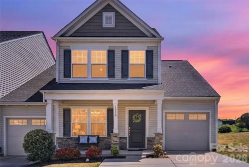 e-105 Brookshire Ln, Statesville, NC, 28677-9070 | Card Image