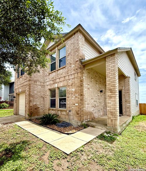 6118 Kensinger Pass, Converse, TX, 78109-3524 | Card Image