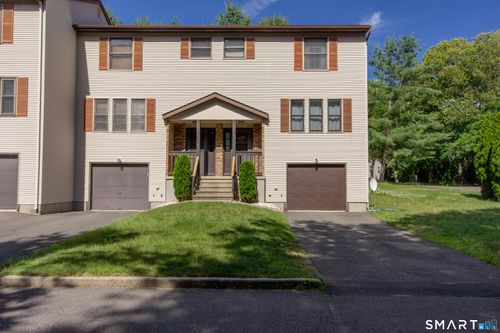 144-144 Barn Finch Cir, Naugatuck, CT, 06770-4881 | Card Image
