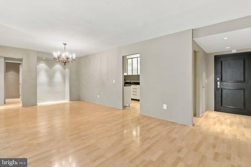 408-6101 Edsall Rd, ALEXANDRIA, VA, 22304-6003 | Card Image