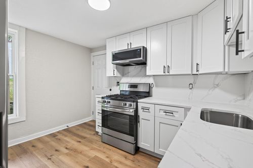 2218 Irving Ave N, Minneapolis, MN, 55411-2554 | Card Image