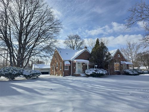 16610 Collingham Drive, Detroit, MI, 48205 | Card Image