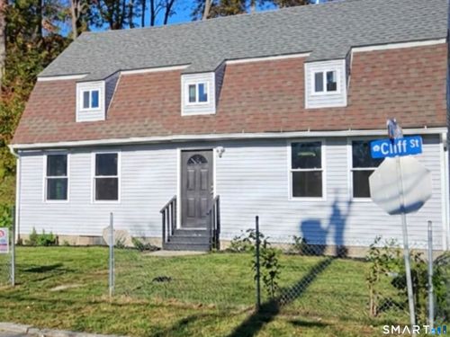 158 Cliff St, Norwich, CT, 06360-5135 | Card Image