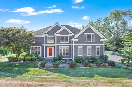 57 Castle Hill Rd, Newtown, CT, 06470-1797 | Card Image