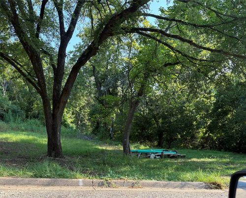 499 Edmonson Ave, Athens, TX, 75751-4562 | Card Image
