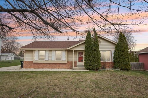400 E Drexel Avenue, Oak Creek, WI, 53154 | Card Image
