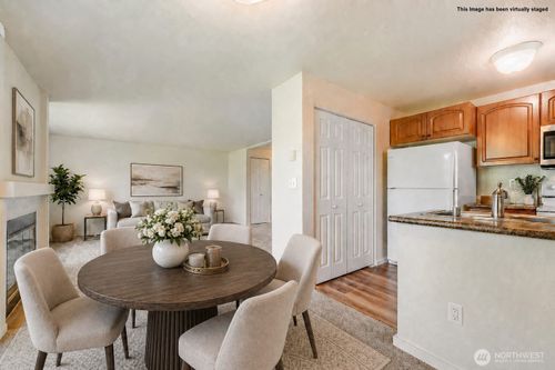 c3-3811 130th Ln Se, Bellevue, WA, 98006-1368 | Card Image