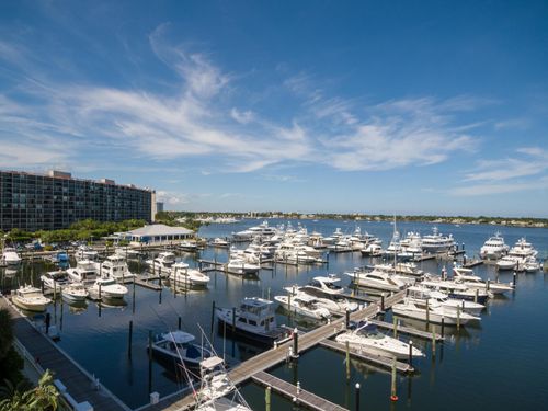 1041-108 Lakeshore Dr, North Palm Beach, FL, 33408-3680 | Card Image